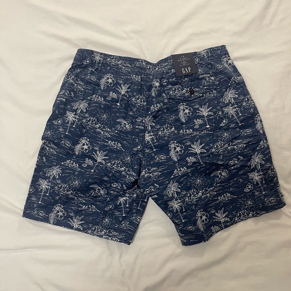 Men’s Gap US L shorts - Picture 2 of 2